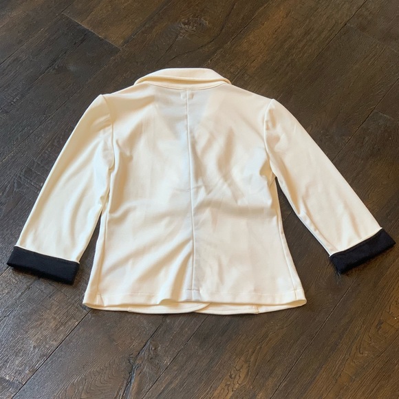 🛍 2/$25 Guess 3/4 Sleeve Blazer - Picture 2 of 11